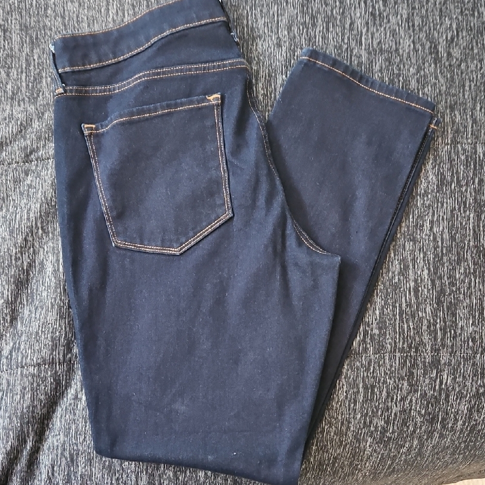 Slim Straight Women's Jeans